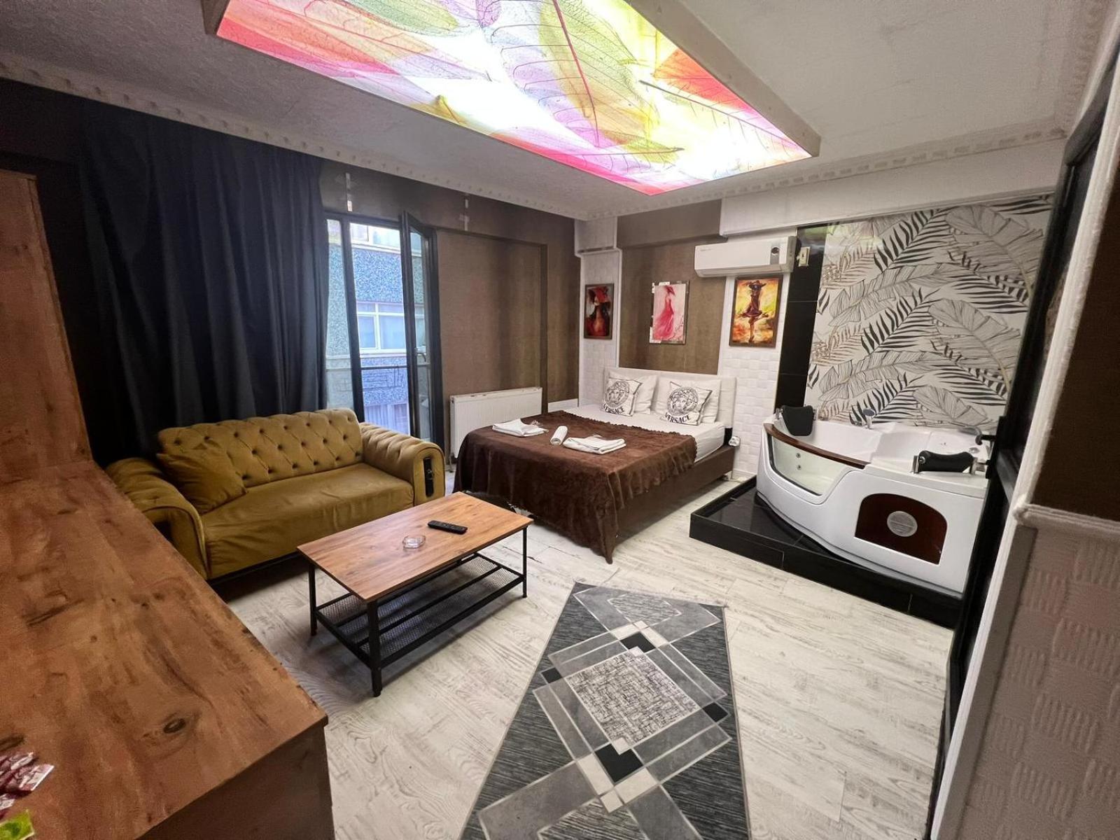 Royal Hotel Fatih Стамбул Экстерьер фото